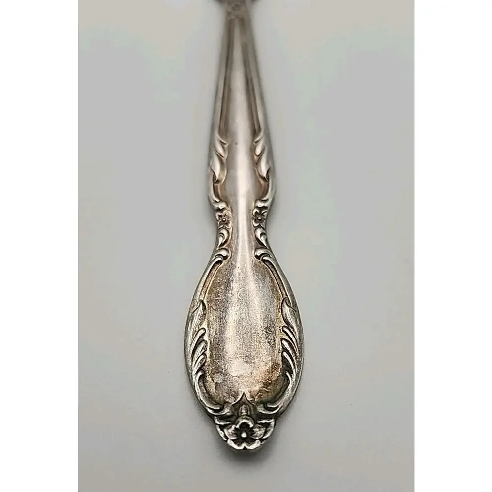 Vtg WM Rogers & Sons ROYAL MANOR Extra Silverplate Flat Handle Butter Knife
